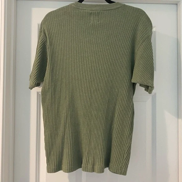 Red Camel Ribbed Green Shirt - Picture 4 of 7